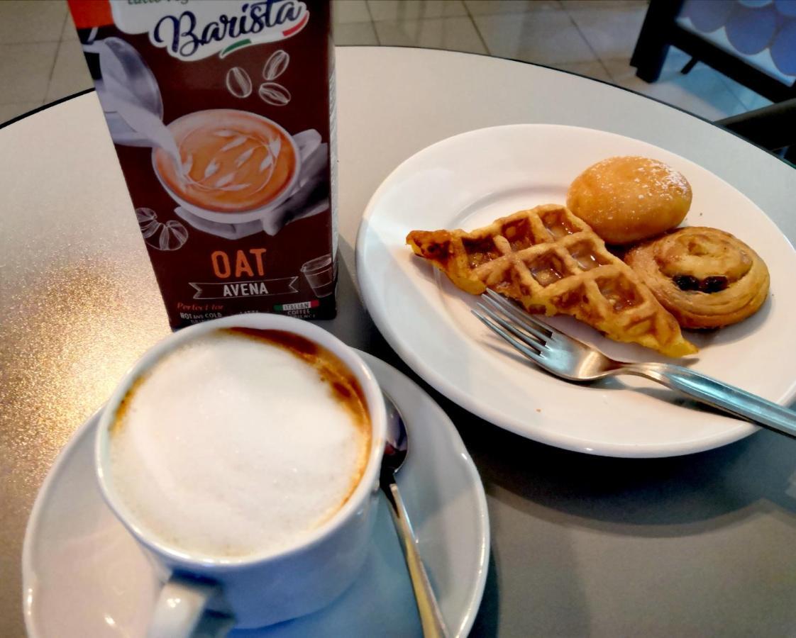 Hotel Iride Suite & Breakfast- Ideale Per Famiglie E Coppie Riccione Buitenkant foto