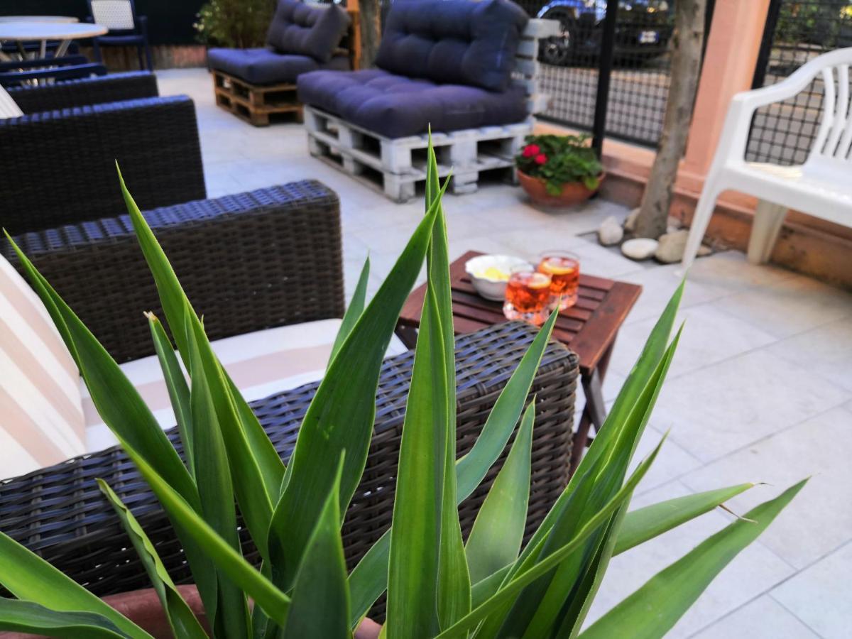 Hotel Iride Suite & Breakfast- Ideale Per Famiglie E Coppie Riccione Buitenkant foto