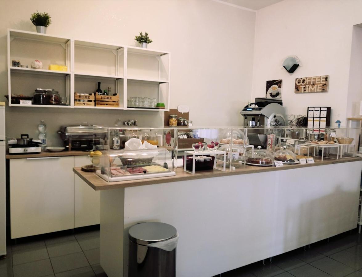 Hotel Iride Suite & Breakfast- Ideale Per Famiglie E Coppie Riccione Buitenkant foto